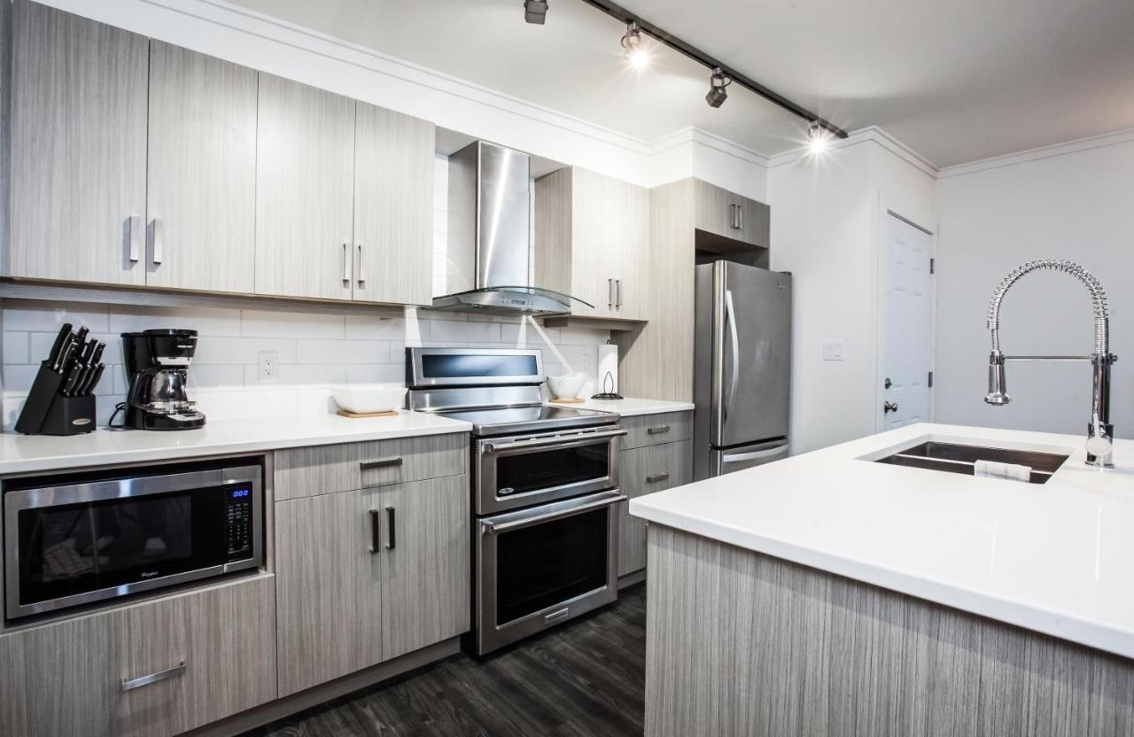 Novlan Suite By Revelstoke Vacations Exterior photo